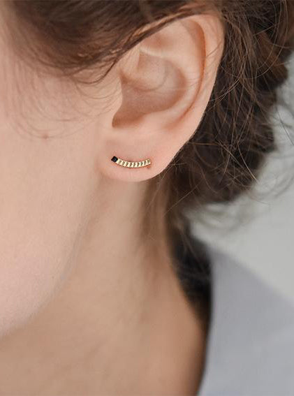 Puces d'oreilles Tadao